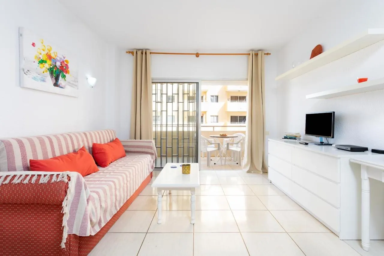 Apartamento LOS ANGELES Holiday Home Los Cristianos  España
